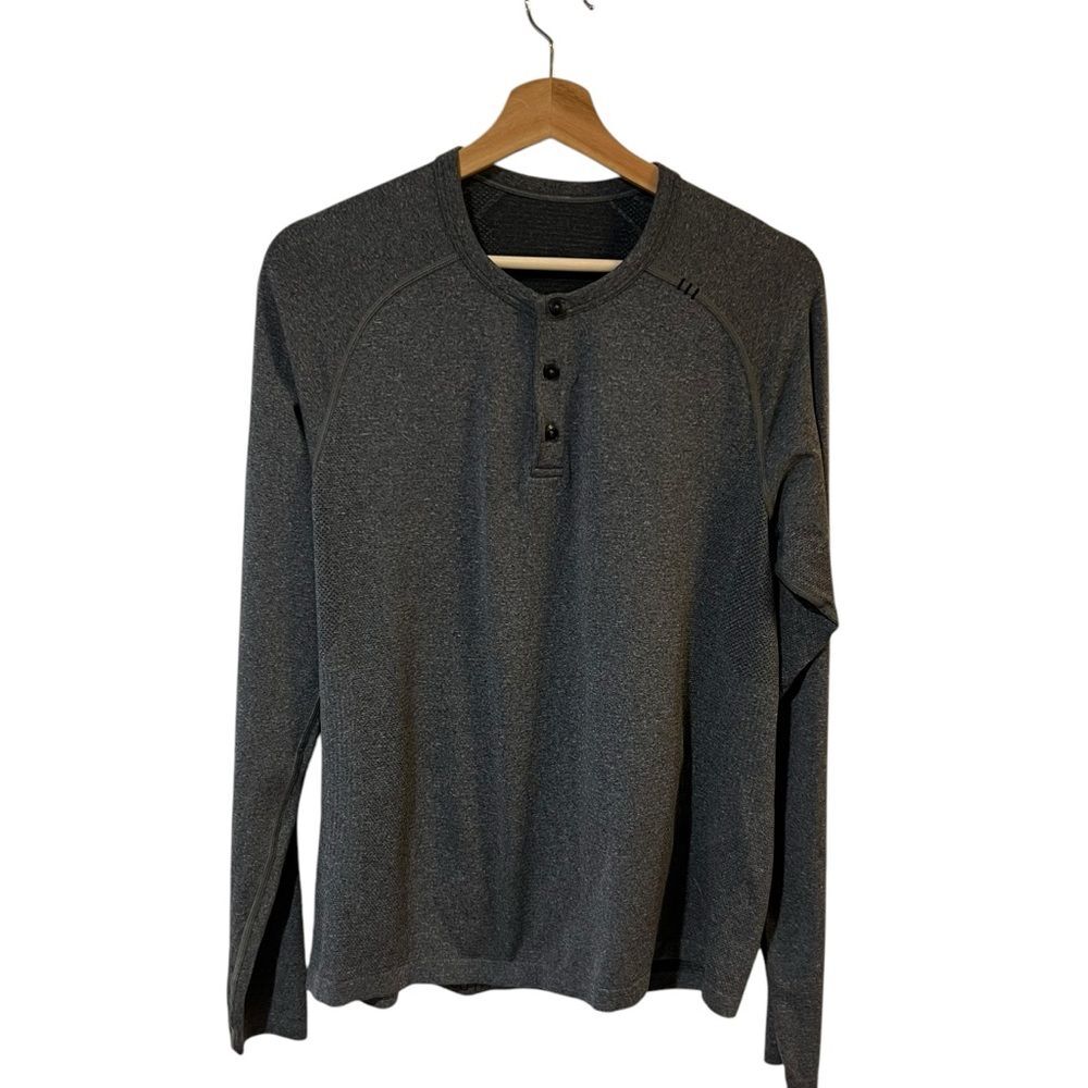 Lululemon Men's Metal Vent Tech Long Sleeve Henley MEDIUM Gym Workout Activewear